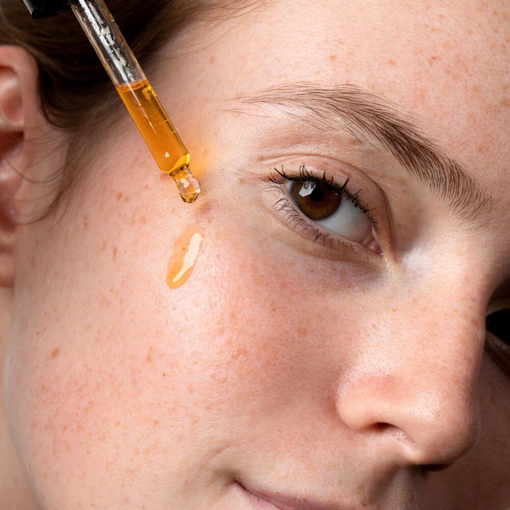 Huile de soin visage au rétinol végétal