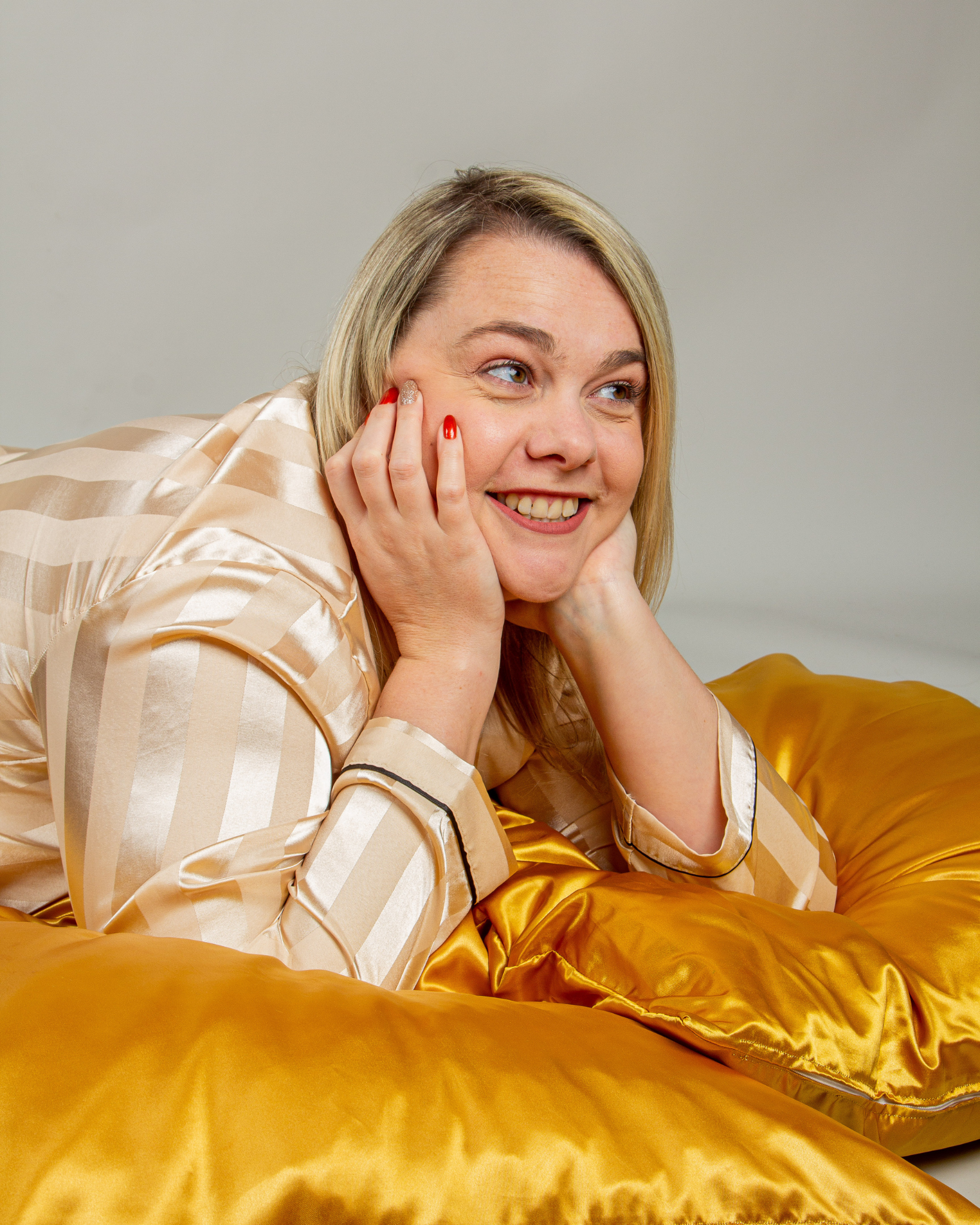 The Gold Pillow