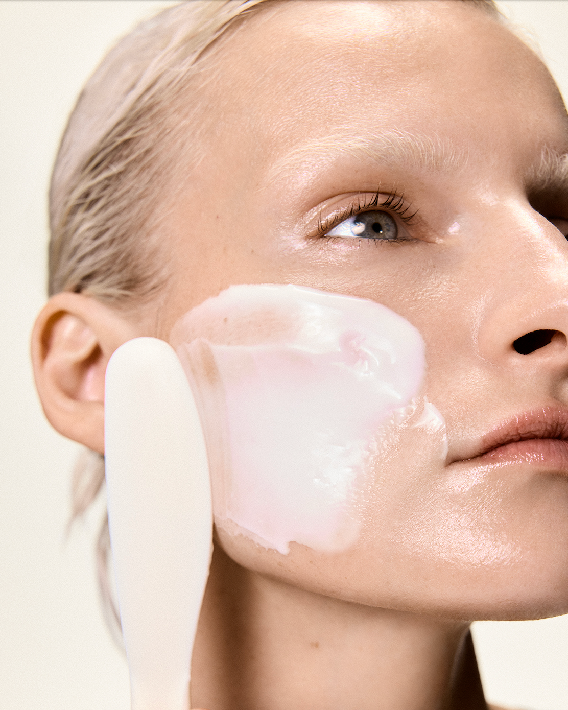 R6 - MASQUE PEEL-OFF APAISANT AU CHITOSAN