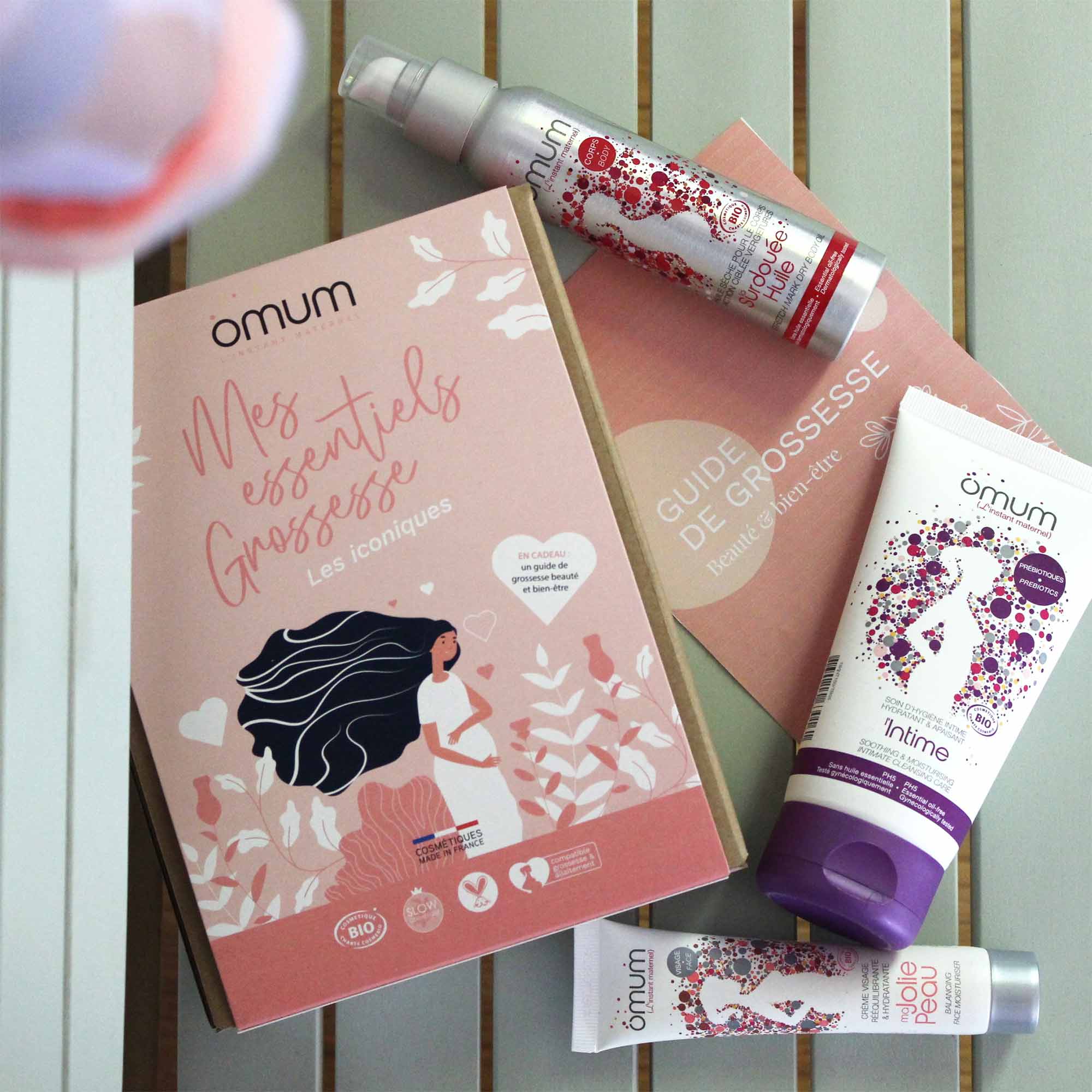 Coffret mes essentiels grossesse : cadeau future maman