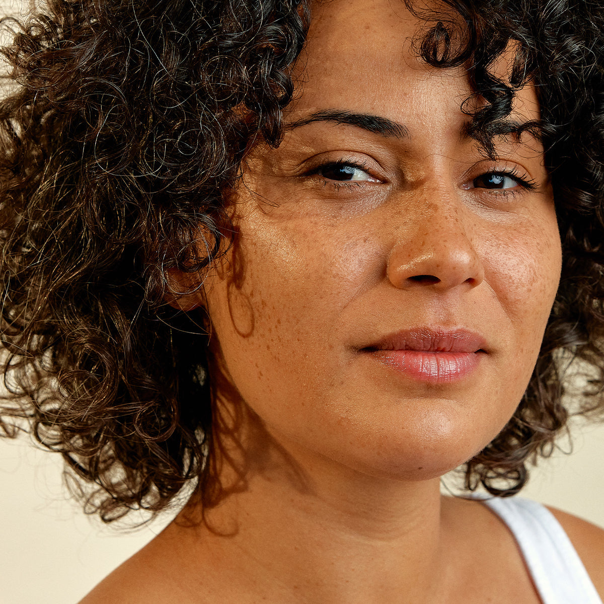 Fond de teint correcteur 300R Beige Foncé