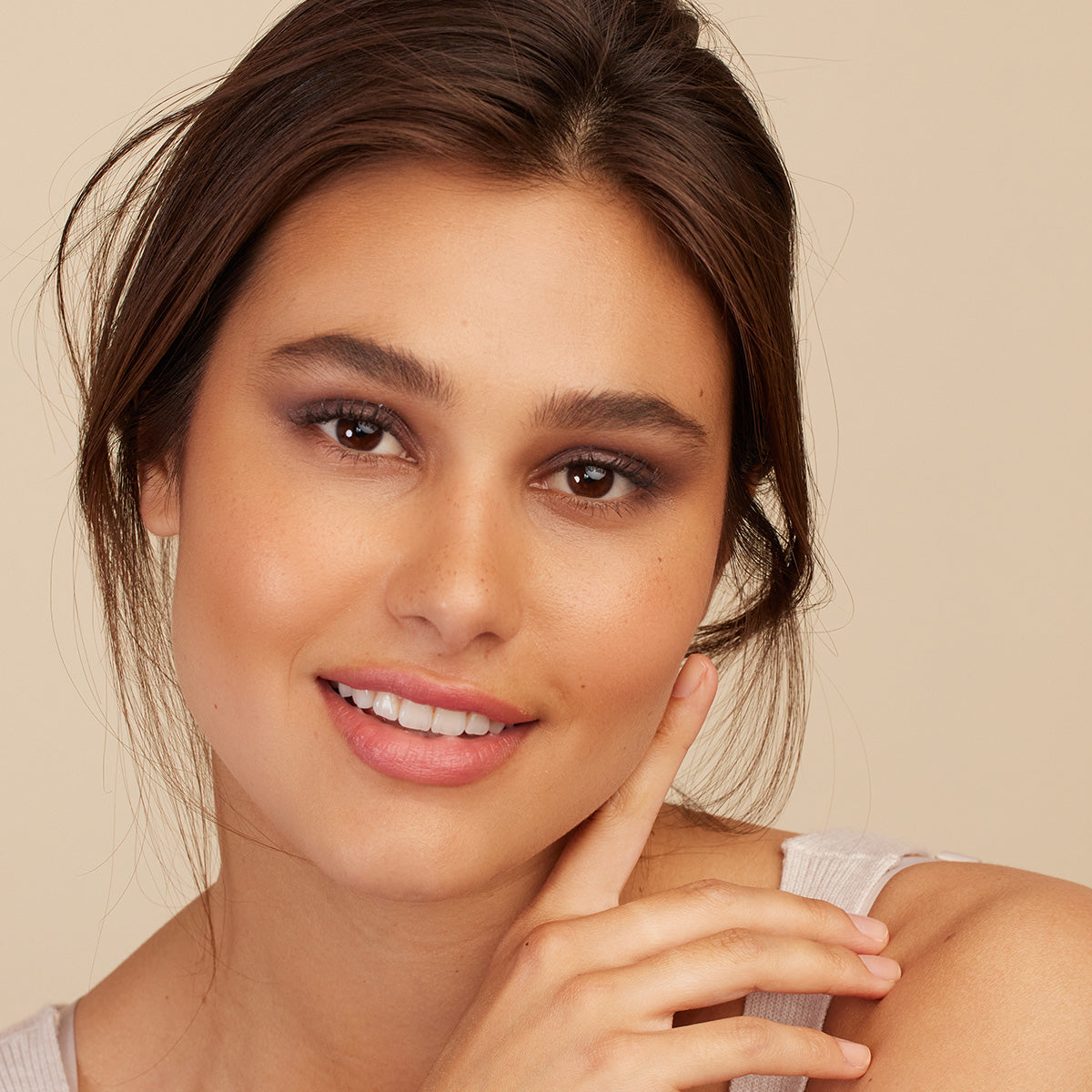 Fond de teint correcteur 210W Beige Doré