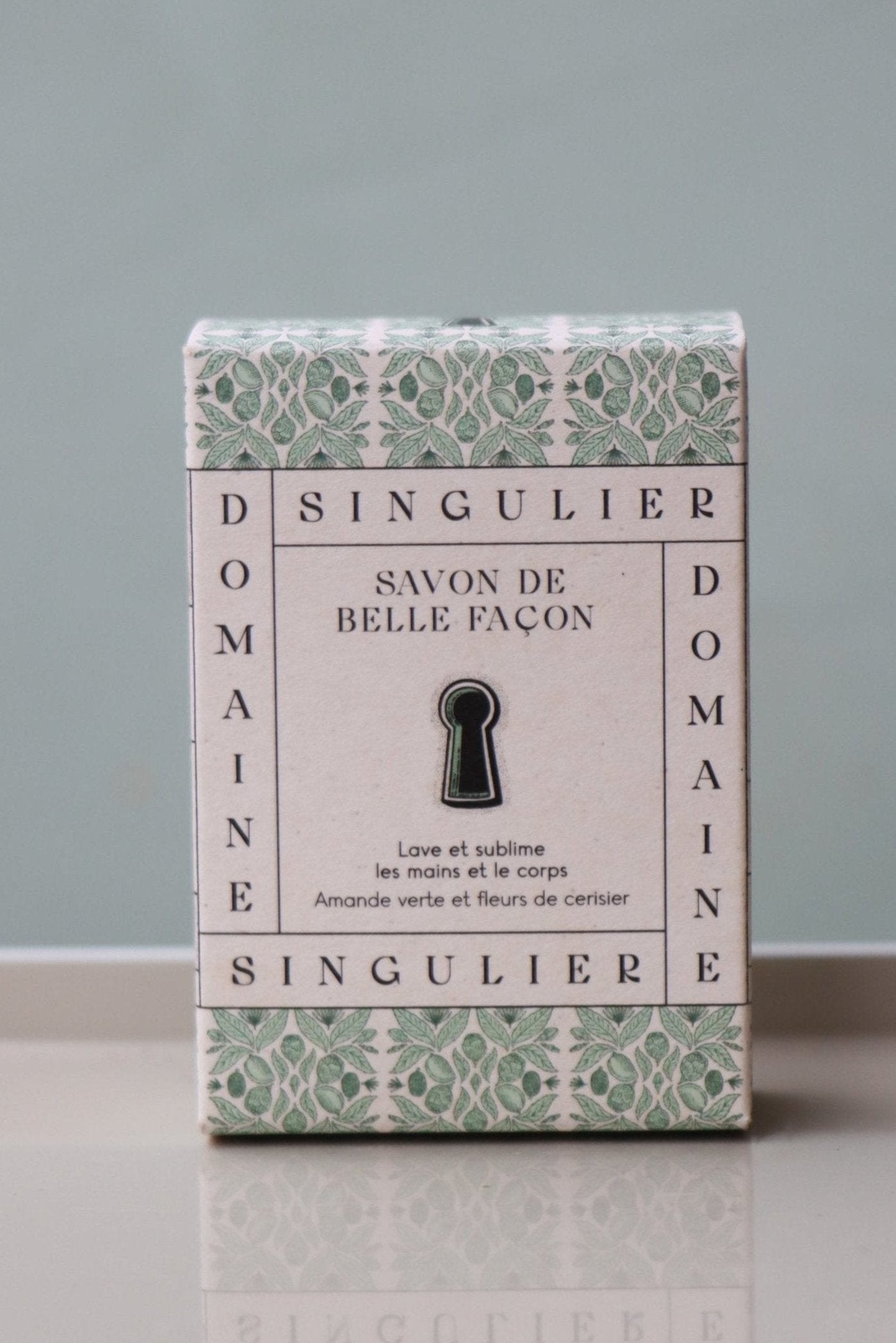 DUO : SAVON DE BELLE FAÇON amande verte ET LE PORTE-SAVON petit modèle