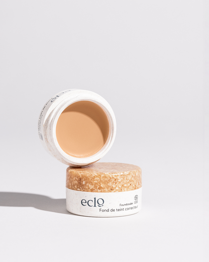 Fond de teint correcteur 210W Beige Doré