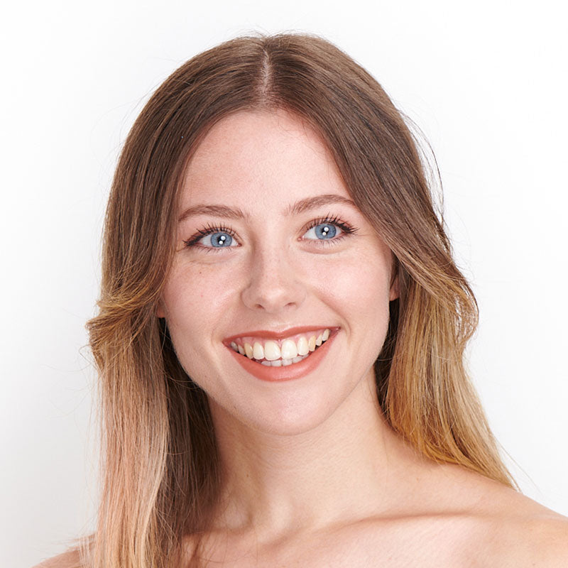 Rouge à lèvres hydratant • Nude brun