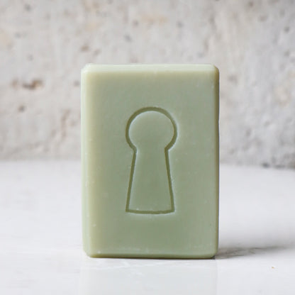 SAVON DE BELLE FAÇON savon-soin mains corps- amande verte et fleurs de cerisier
