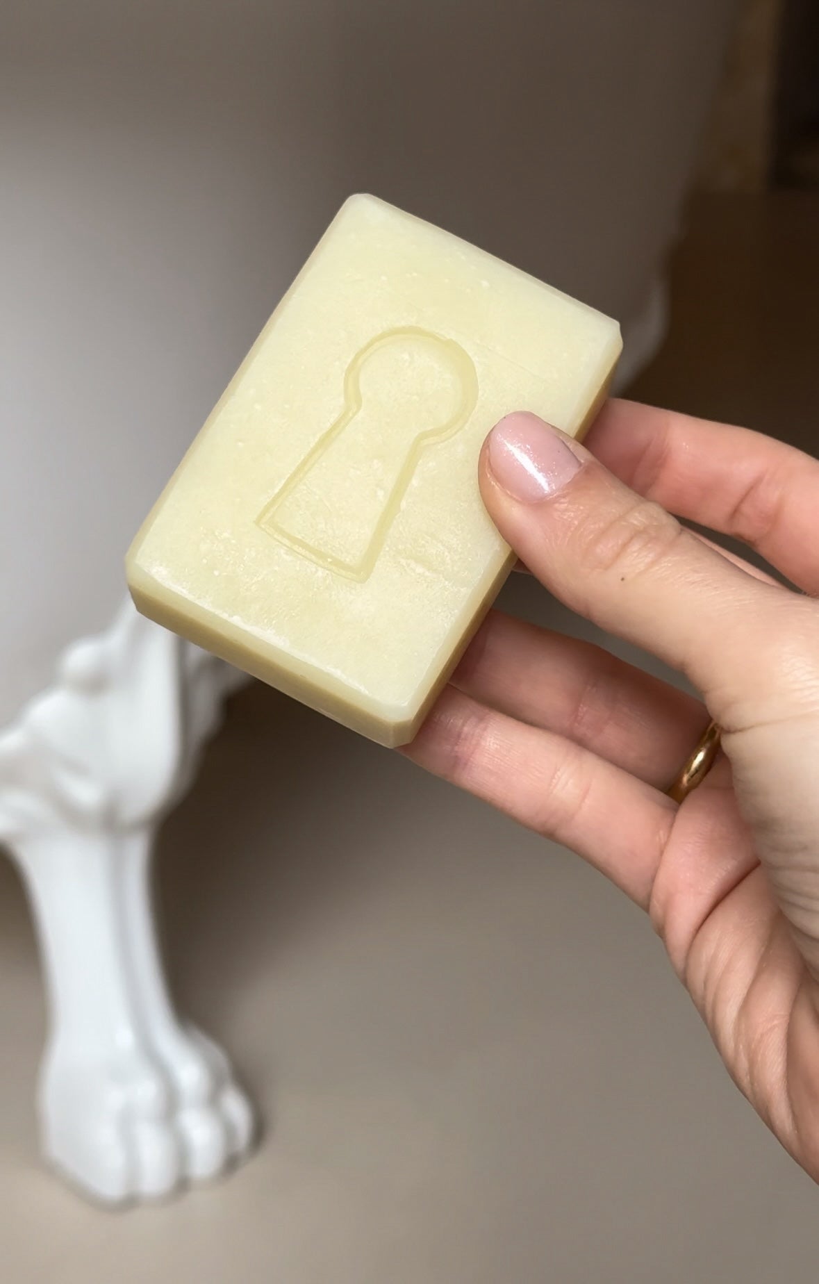 SAVON DE BELLE FAÇON savon-soin - bergamote feuilles de violette